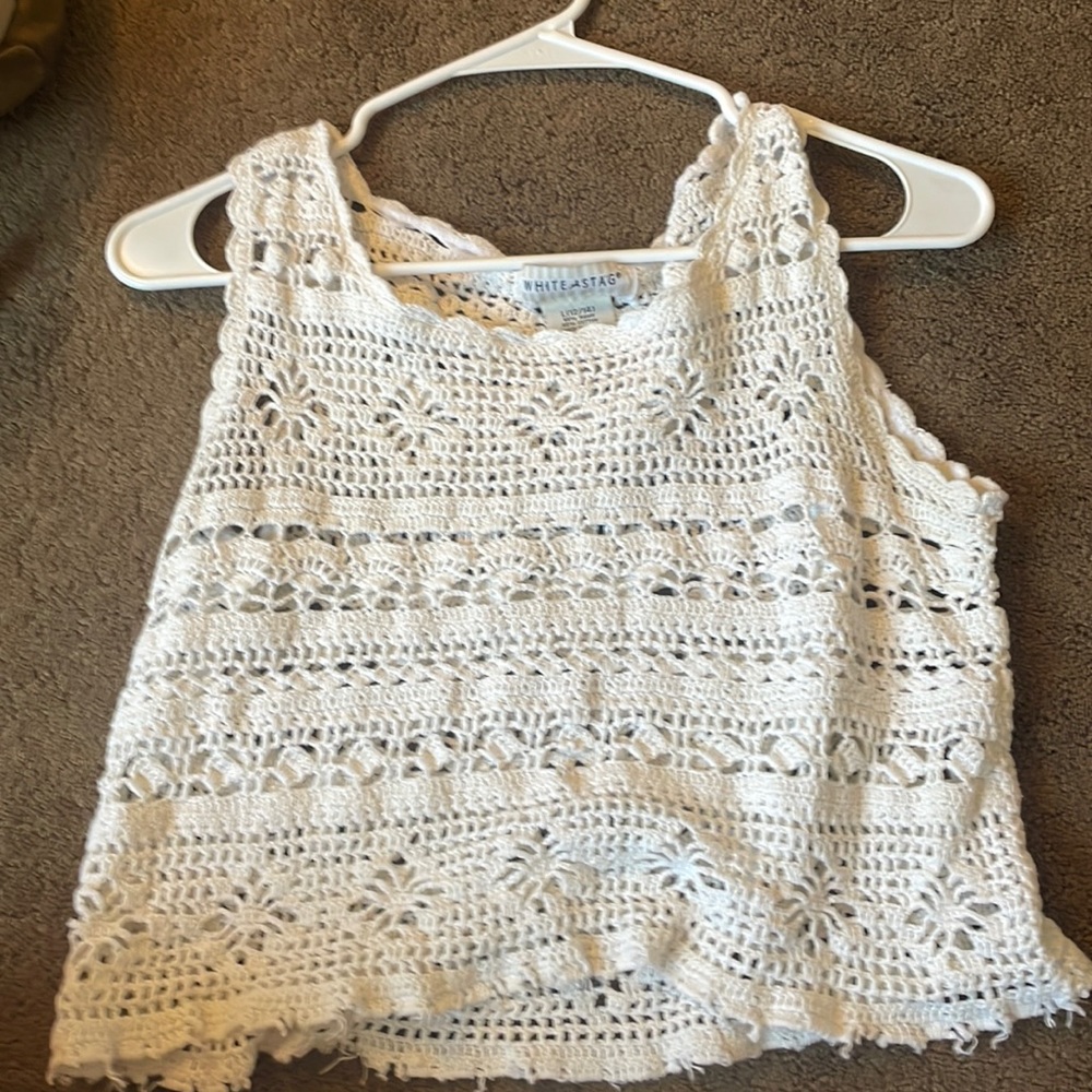 Cute vintage white stage summer top